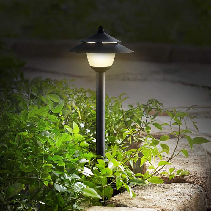 Pagoda Path Light in Black Finish LED 3 Watt Low Voltage Landscape Lighting 